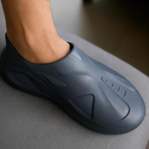 Men’s Shoes – Non-Slip, Lightweight & Stylish Comfort Clogs