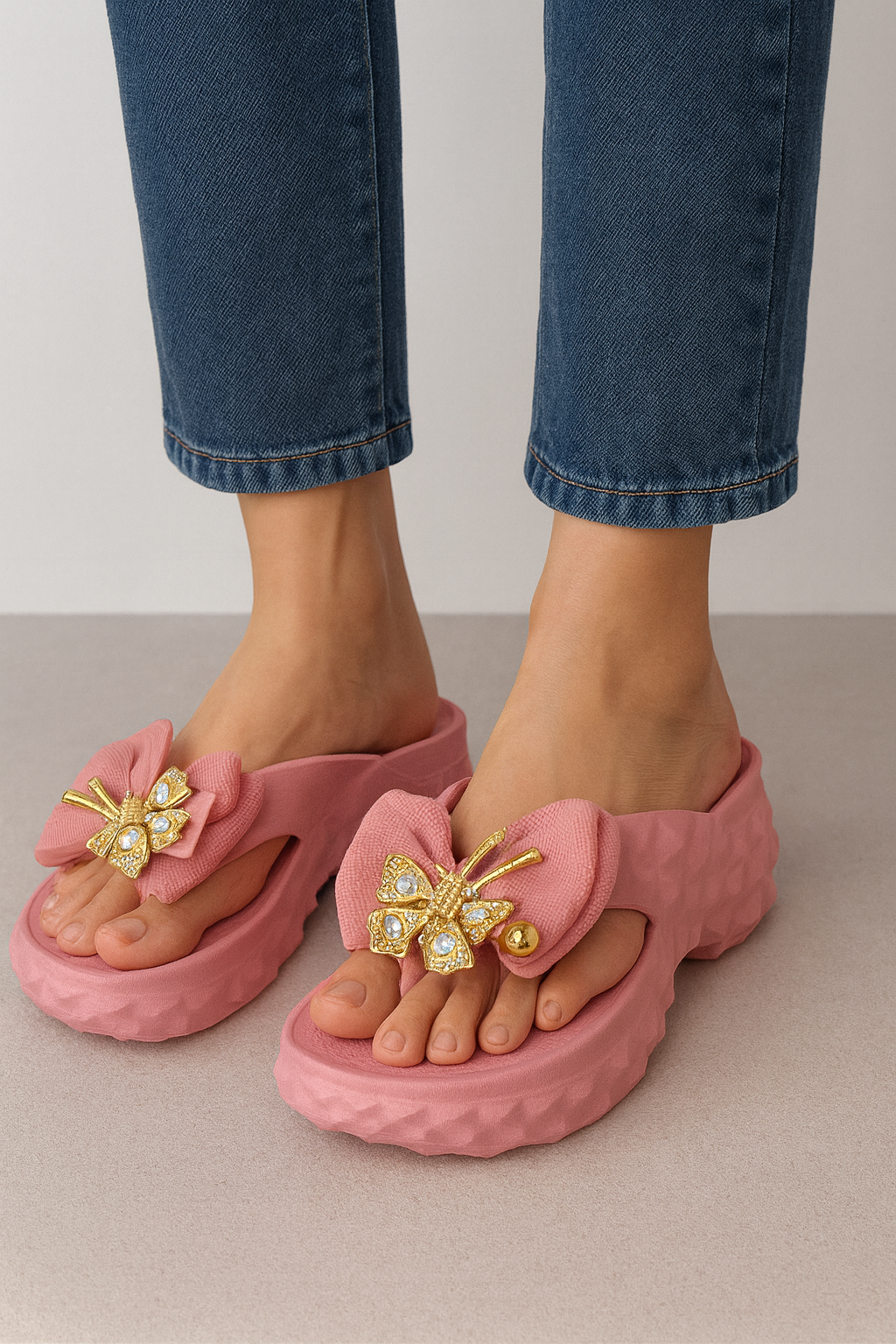 Ladies Chappal, Long-Lasting Comfort, & High-End Footwear